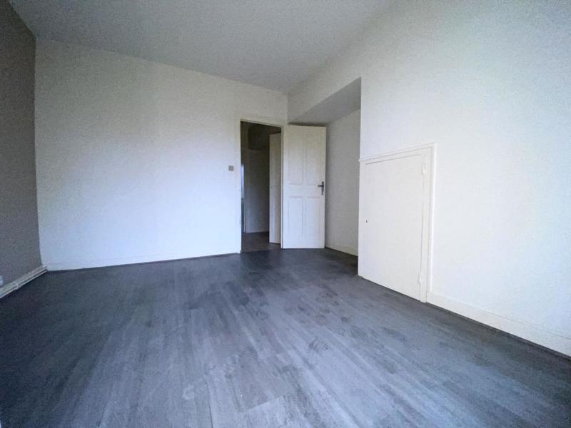 Appartement - 64 m² - 4 pièces