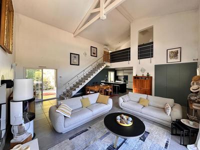 Maison - 146 m² - 5 pièces