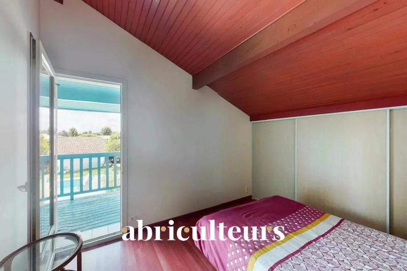 Maison - 160 m² - 5 pièces