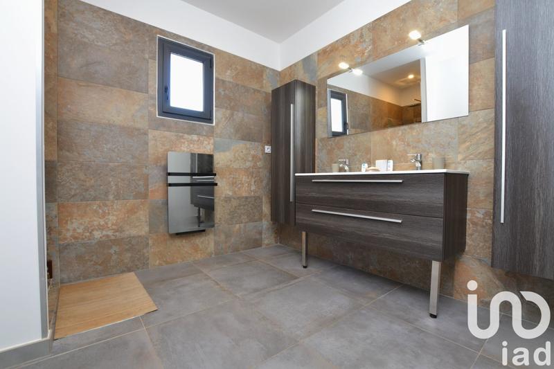 Maison - 118 m² - 5 pièces