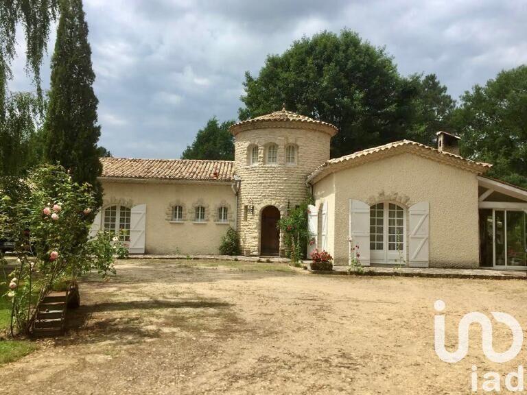 Maison - 175 m² - 7 pièces