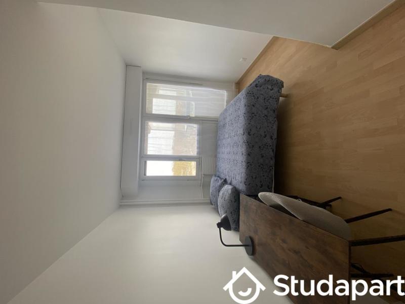 Chambre - 10 m² - 1 pièce