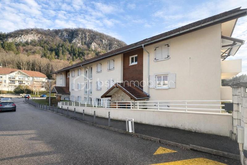 Appartement - 56 m² - 3 pièces