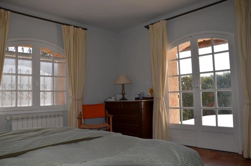 Villa - 180 m² - 6 pièces