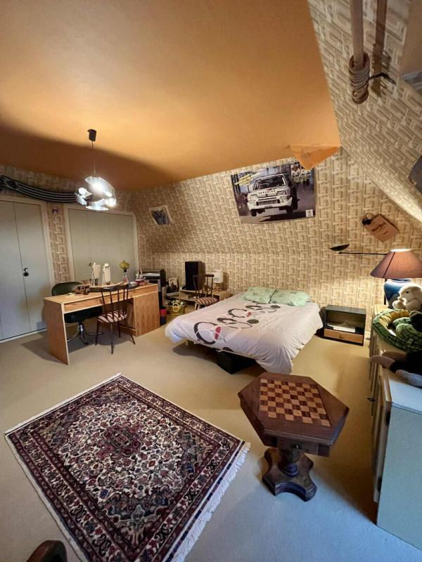 Maison - 177 m² - 6 pièces