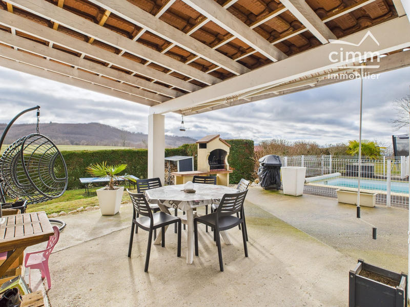 Maison - 110 m² - 5 pièces