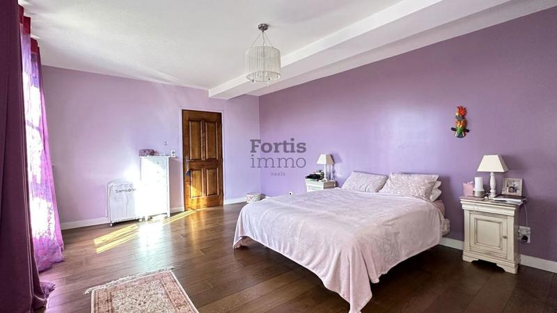 Corps de ferme - 407 m² - 11 pièces