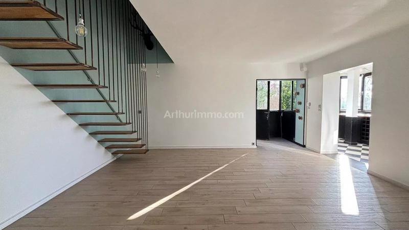 Appartement - 90 m² - 4 pièces