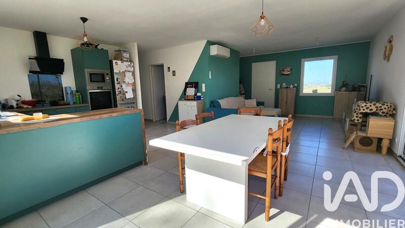 Maison - 95 m² - 4 pièces