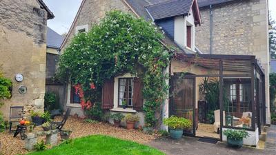 Maison - 260 m² - 10 pièces