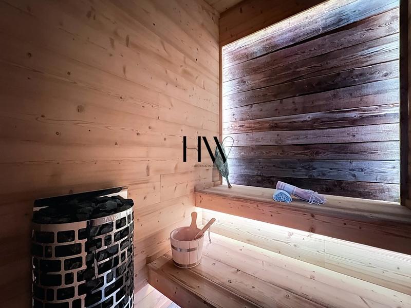 Châlet - 285 m² - 8 pièces