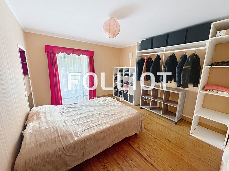 Maison - 187 m² - 7 pièces