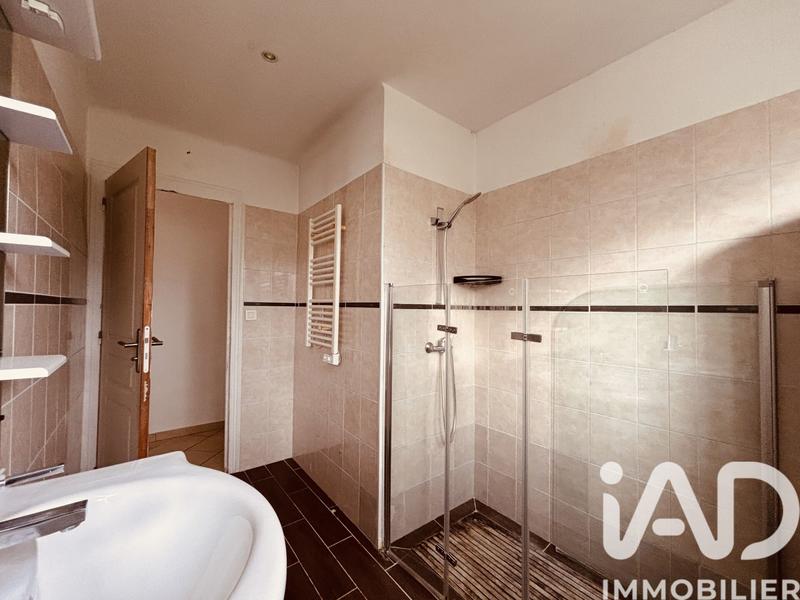 Appartement - 85 m² - 3 pièces