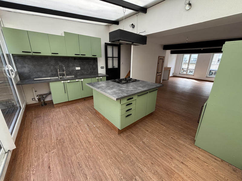 Local commercial - 225 m²