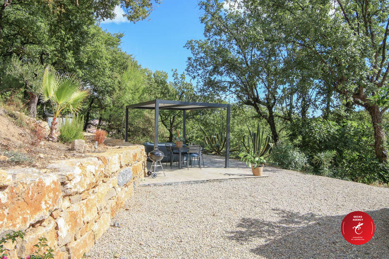 Villa - 145 m² - 6 pièces