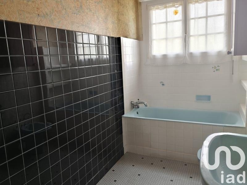 Maison - 121 m² - 6 pièces