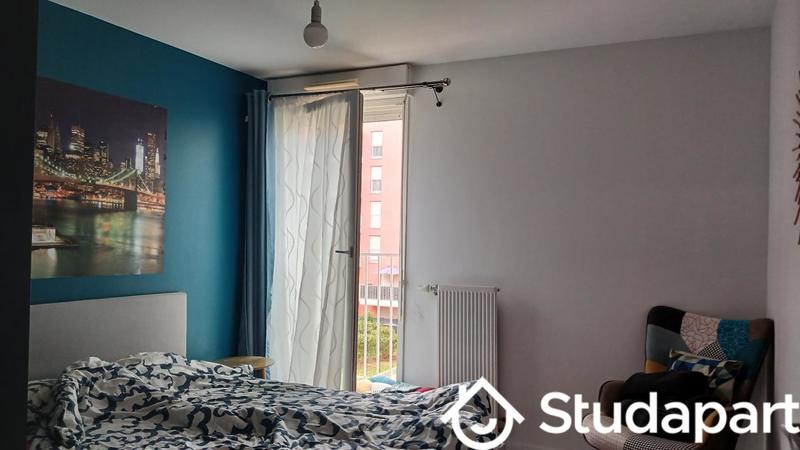 Chambre - 10 m² - 1 pièce