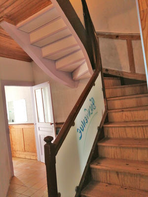 Maison - 90 m² - 5 pièces