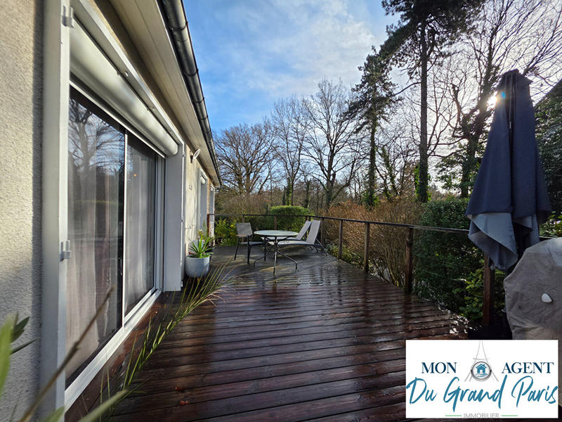 Maison - 137 m² - 6 pièces