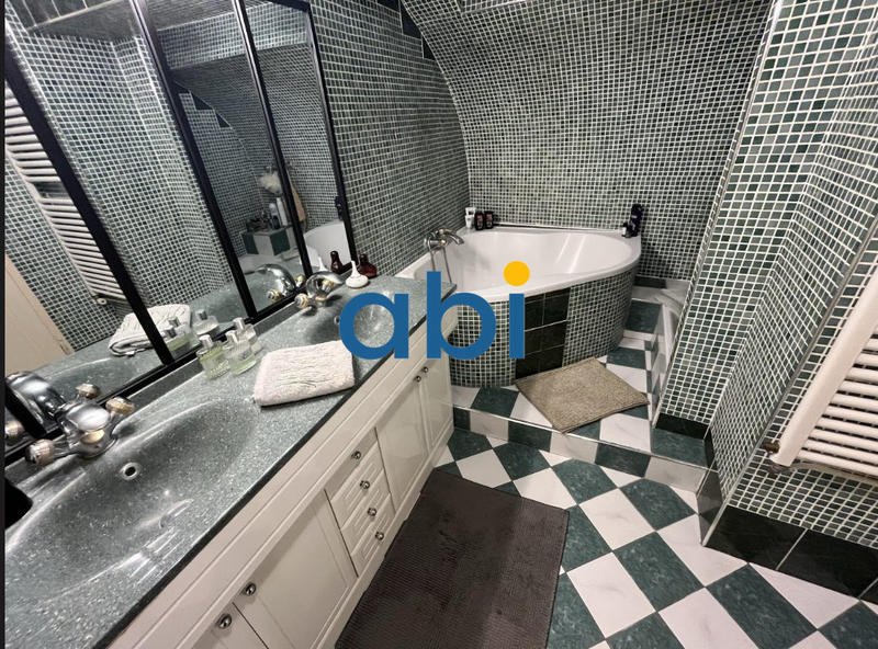 Appartement - 88 m² - 3 pièces