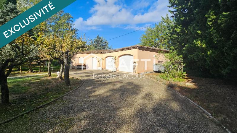Villa - 260 m² - 6 pièces