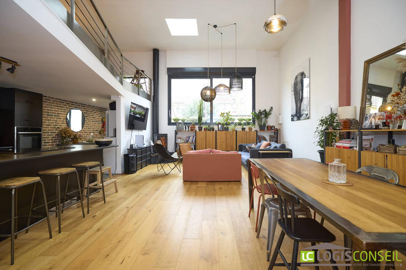 Duplex - 148 m² - 6 pièces