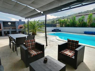 Maison - 121 m² - 5 pièces