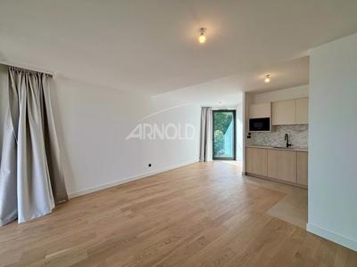 Appartement - 97 m² - 4 pièces