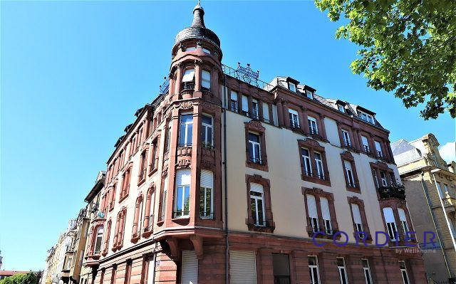 Appartement - 165 m² - 6 pièces