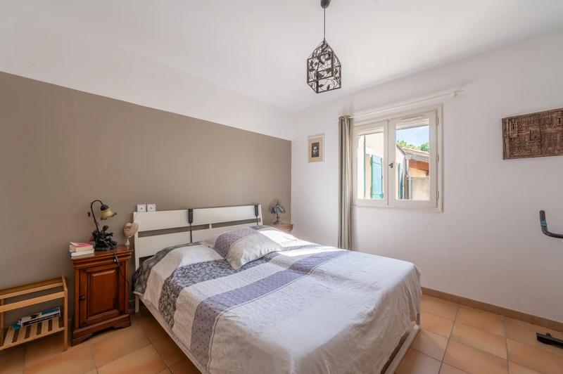 Maison - 255 m² - 3 pièces