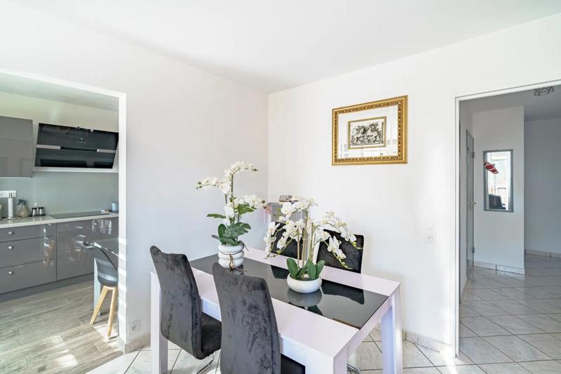 Appartement - 79 m² - 4 pièces