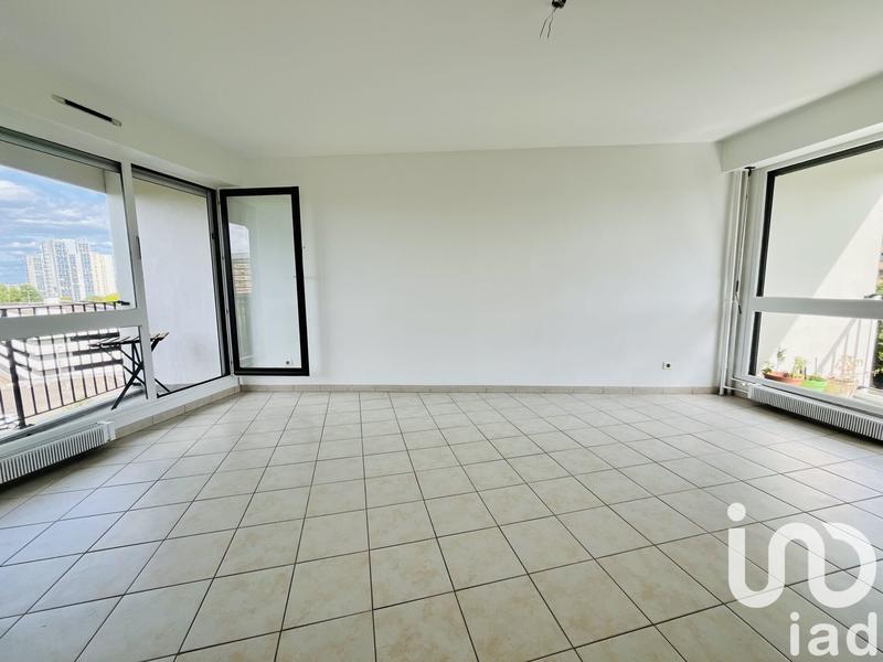 Appartement - 92 m² - 5 pièces
