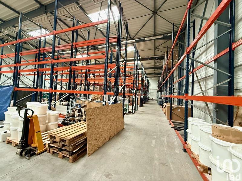 Local commercial - 2 054 m²