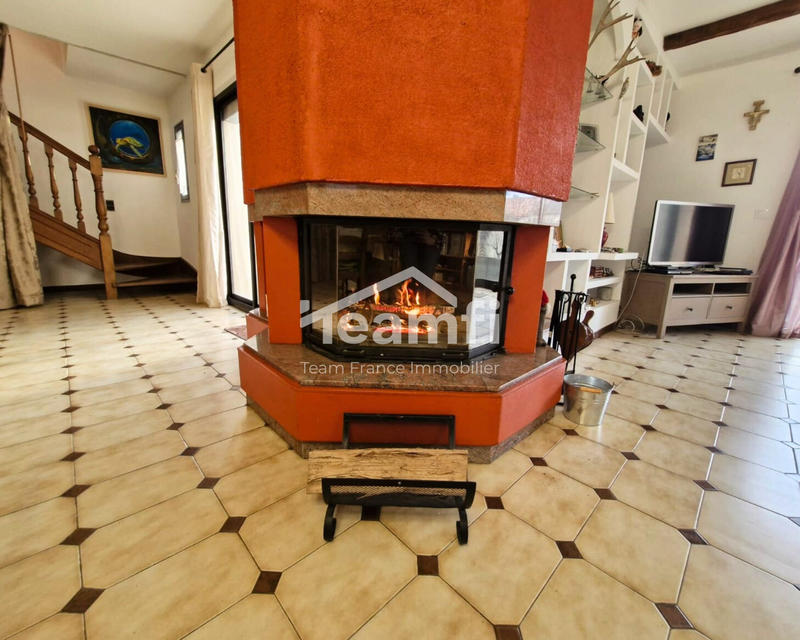 Maison - 170 m² - 7 pièces