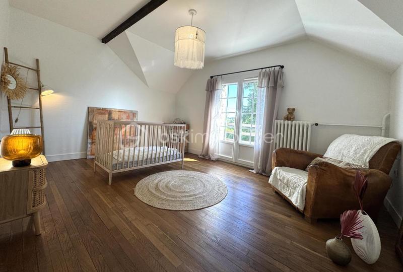 Maison en pierre - 333 m² - 11 pièces