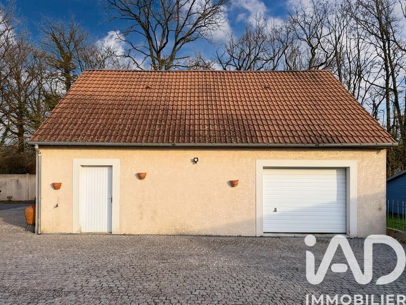 Maison - 107 m² - 6 pièces