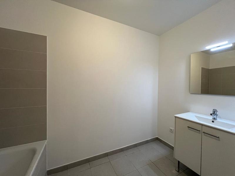 Appartement - 75 m² - 4 pièces