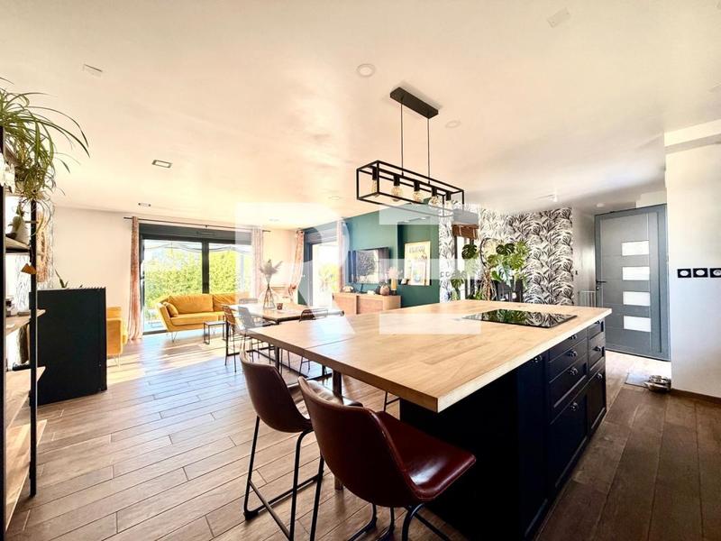 Villa - 100 m² - 4 pièces