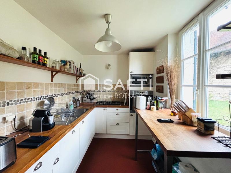 Maison - 155 m² - 9 pièces