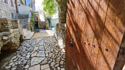 Maison de village - 157 m² - 11 pièces