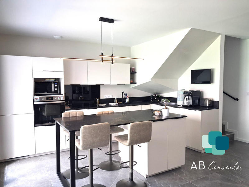 Maison contemporaine - 95 m² - 6 pièces