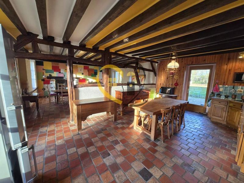 Maison - 180 m² - 5 pièces