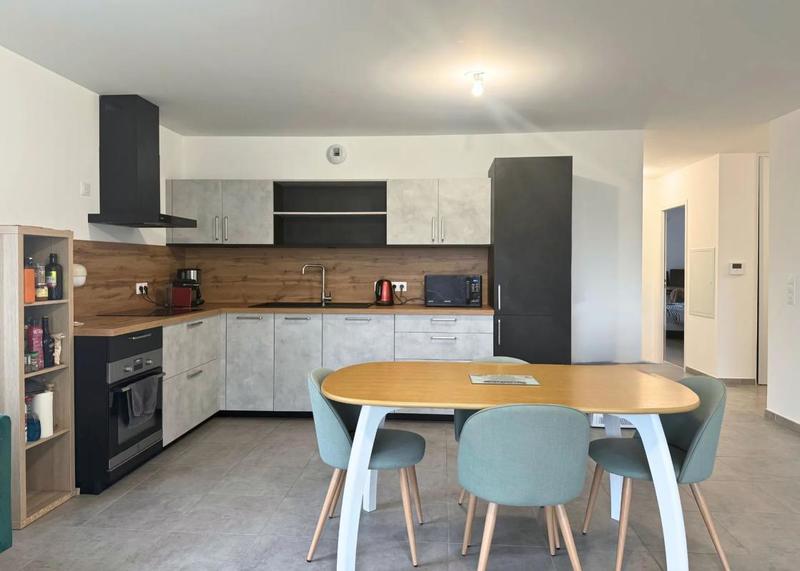 Appartement - 86 m² - 4 pièces