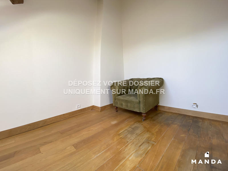 Chambre - 11 m² - 5 pièces