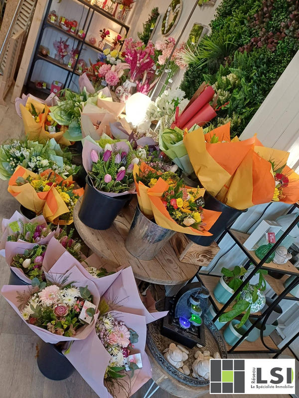 Fonds de commerce - Magasins - 67 m²