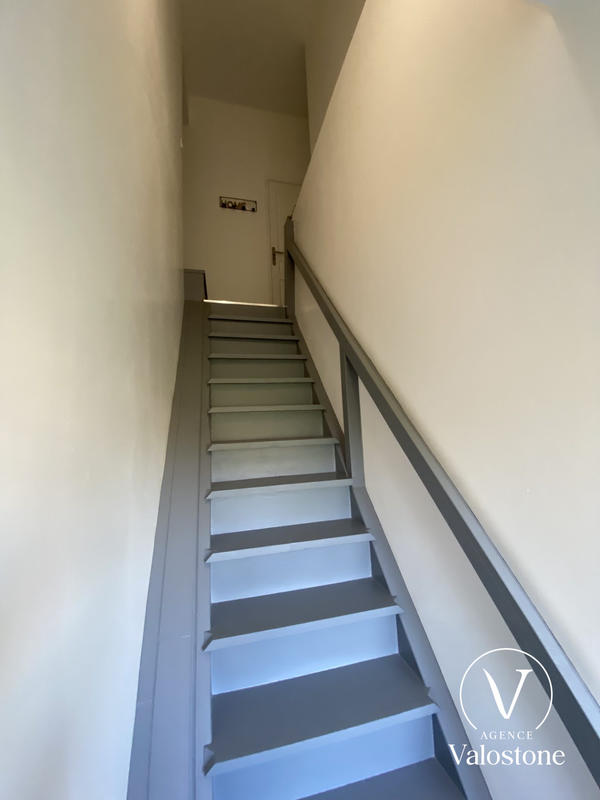 Maison - 198 m² - 6 pièces