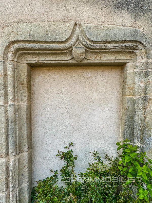 Maison de village - 310 m² - 14 pièces