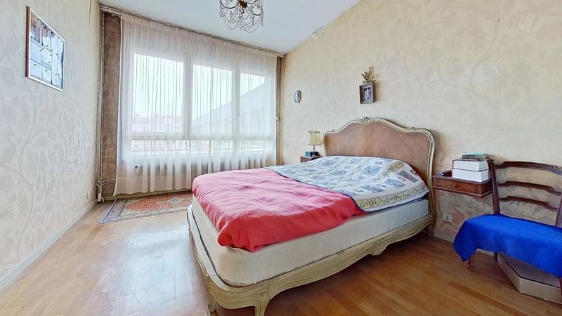 Appartement - 135 m² - 5 pièces