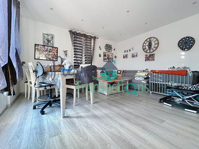 Maison - 82 m² - 4 pièces