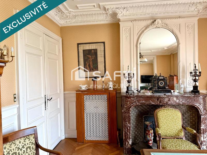 Maison - 207 m² - 8 pièces